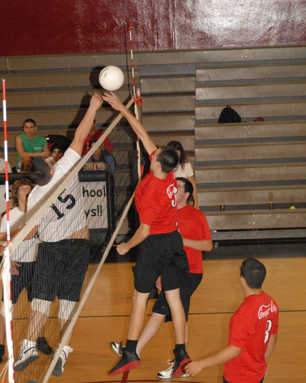 boys volleyball | The Lariat